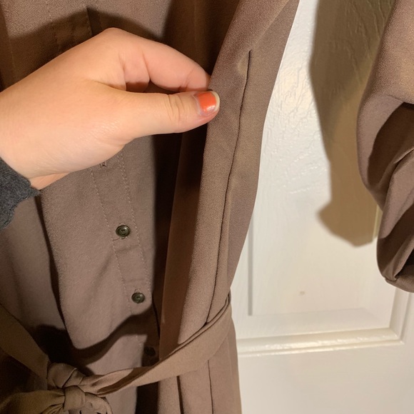 Dress - Picture 2 of 4